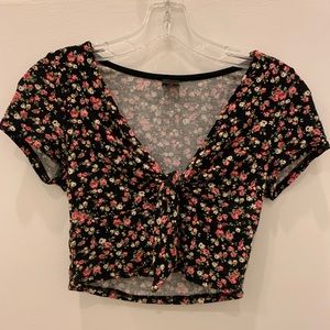 Floral Tied Short sleeve Crop Top